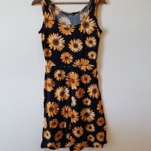 5/15$ Stretchy sunflower dress
